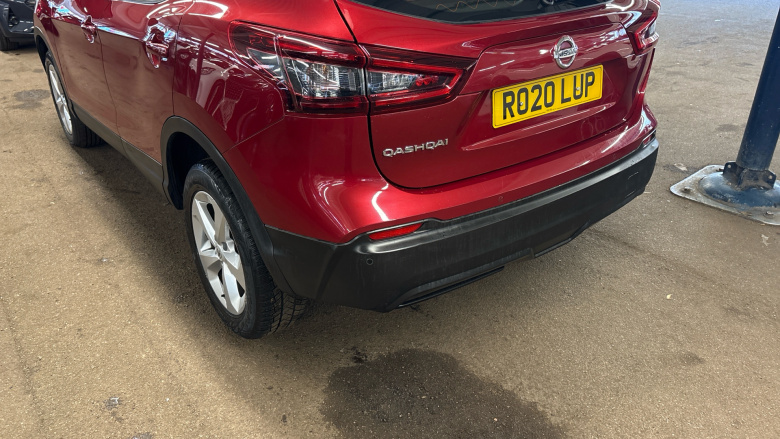 Nissan Qashqai 1.3 DiG-T 160 Acenta Premium 5dr Petrol Hatchback